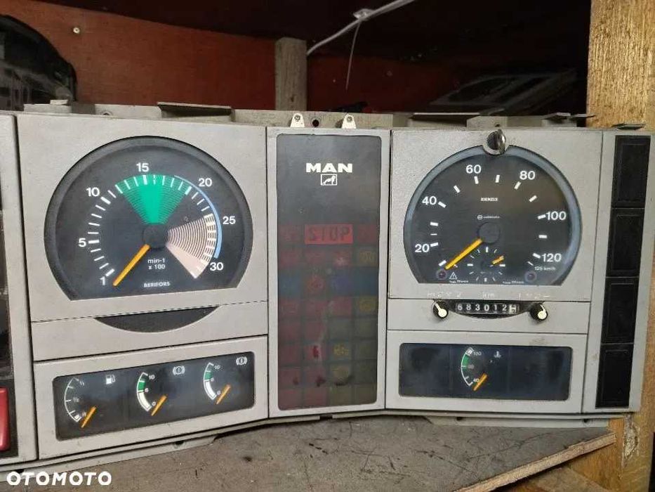 Zegary Man L2000 Star tachograf