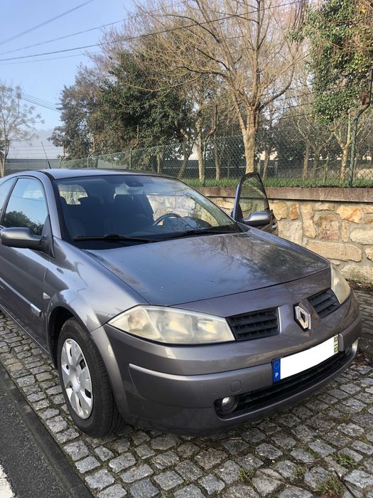 Renault Mégane 1.5 dCi Confort – 2003 – (MOTOR GRIPADO) - PARA PEÇAS