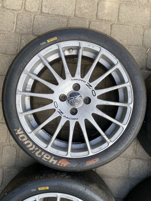 Oz Superturismo Gt 17" 7J, ET40, 4x100, Hankook C52