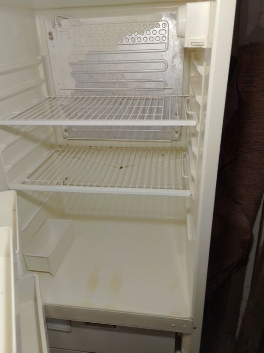 Холодильник не рабочий