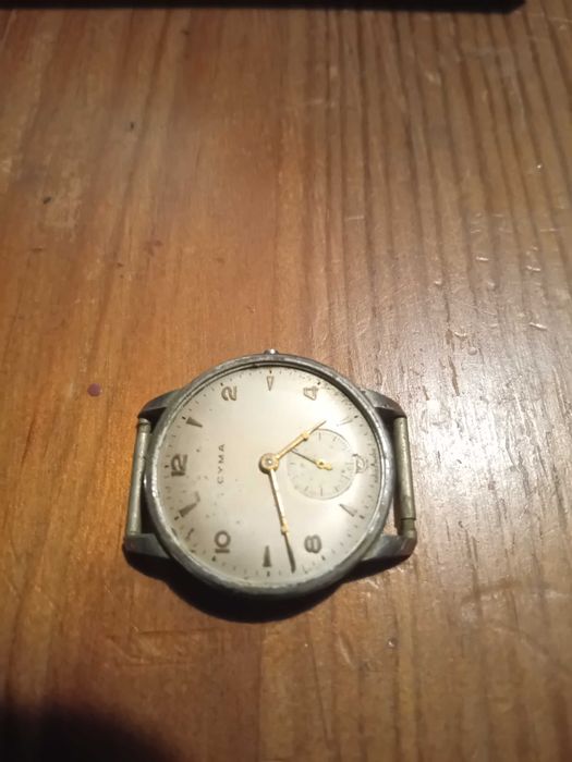 Relógio cyma anos 40 para restauro