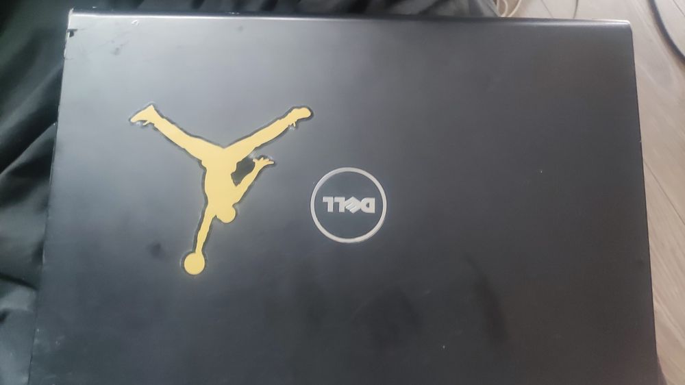 Dell studio uszkodzony