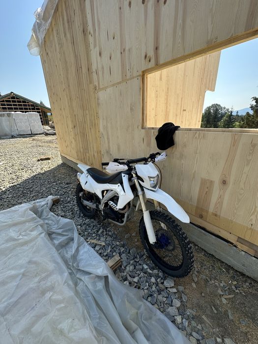 Обмін hornet dakar pro