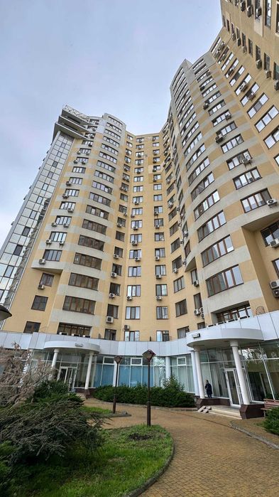 Премиальный ремонтом, 2комн  на пр. Шевченко Климовский дом. Вид на парк