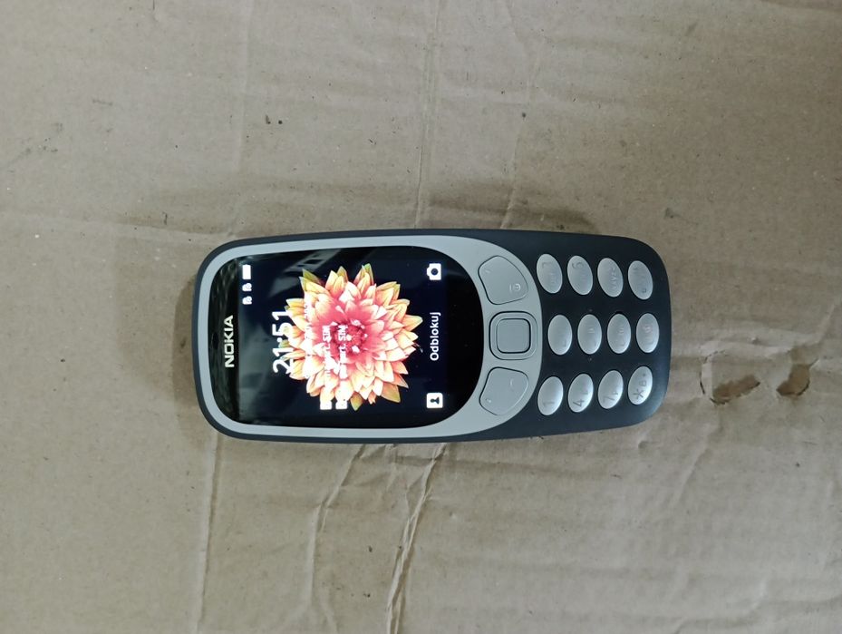 Nokia 3310 ładna.