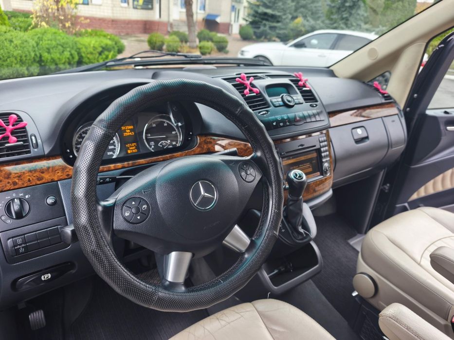 Продам Mercedes Viano