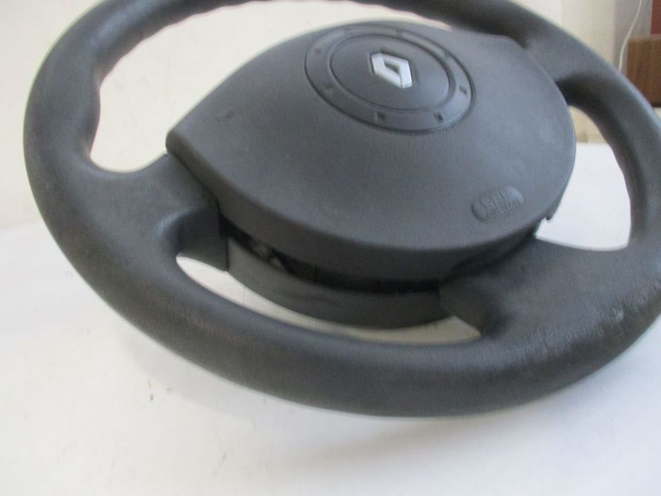 Volante em pele Renault Clio III 3