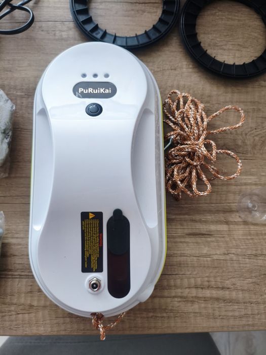 ROBOT DO MYCIA OKIEN, szyb, luster, inteligentny automat myjący okna