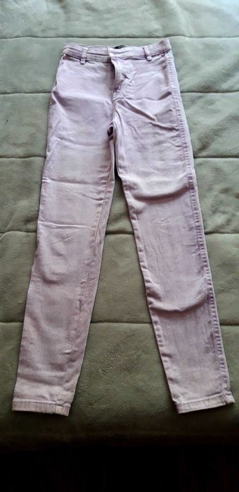 Calça de ganga lilás