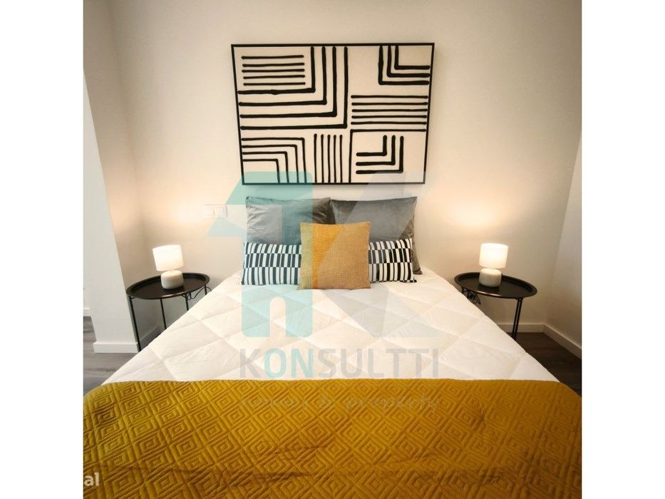 Apartamento T3 com varanda totalmente renovado e vista para o Monsa...