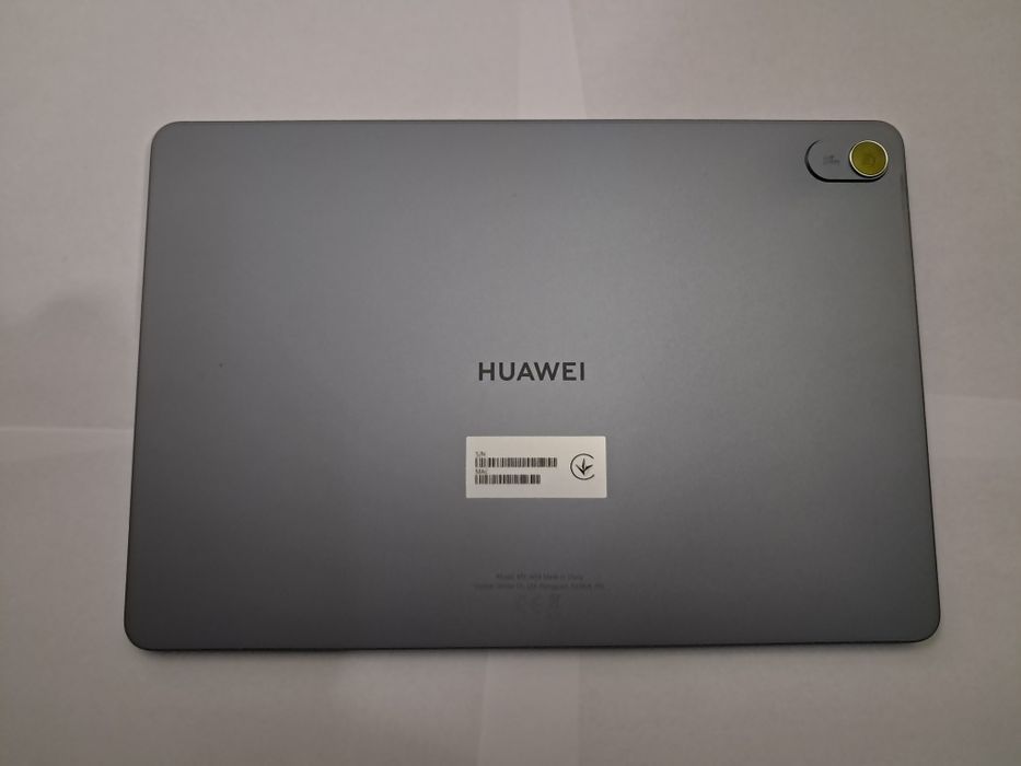 Tablet Huwei w bardzo dobrym stanie