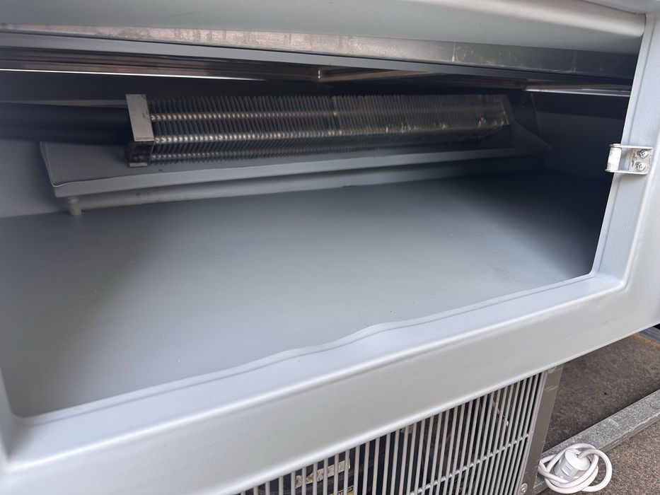 Vitrine refrigerada