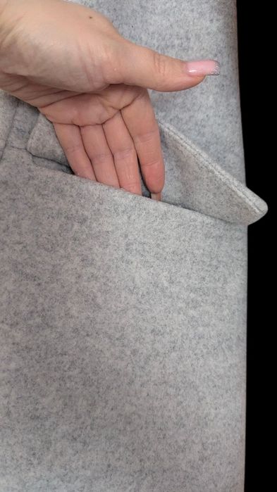 Жіноче пальто сіре