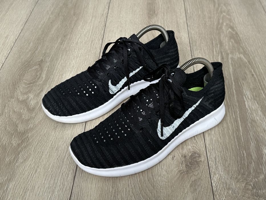 Кросівки Nike Wmns Free Rn Flyknit