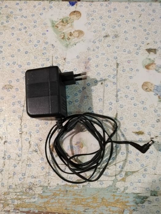 Vendem se fichas e cabos vários