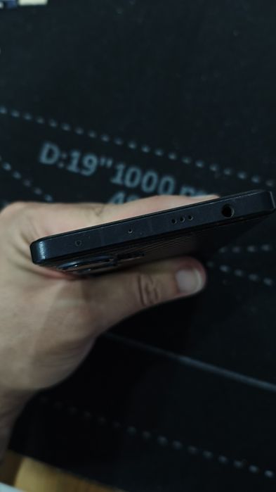Poco F5 5G 256GB / 8GB RAM