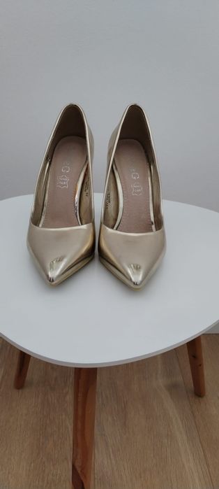 Buty damskie - szpilki