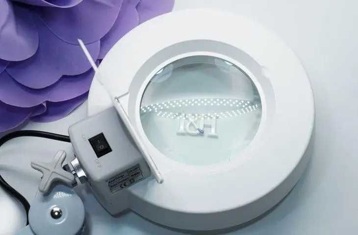 Лампа-лупа настільна LED на струбцині AF 844, 5 діоптрій, 25 Вт