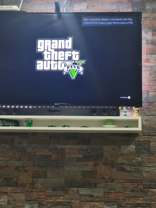 Vendo imitação de comando ps5 ,da na ps4
