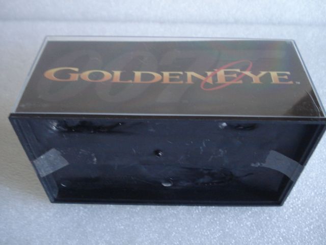 Carro 007 James Bond Goldeneye – 2008