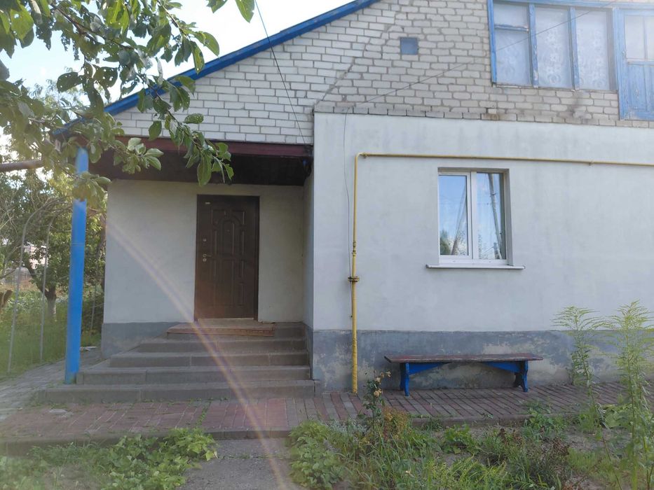 Продаж  частини будинку