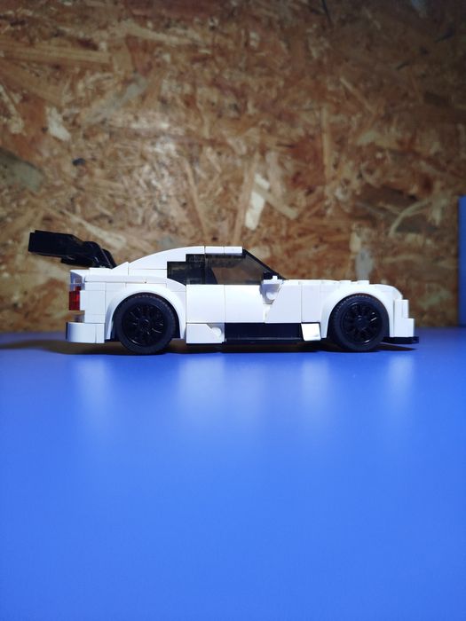 конструктор Iblock МегаCar PL-921-327, белый спорткар