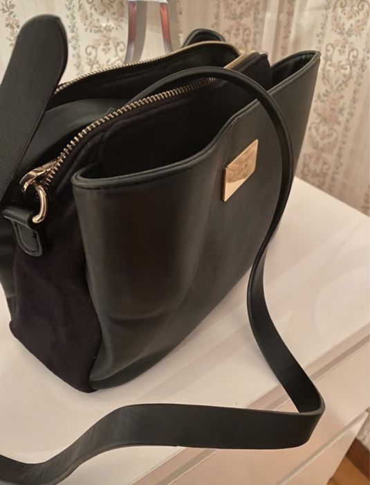 Bolsa preta Parfois