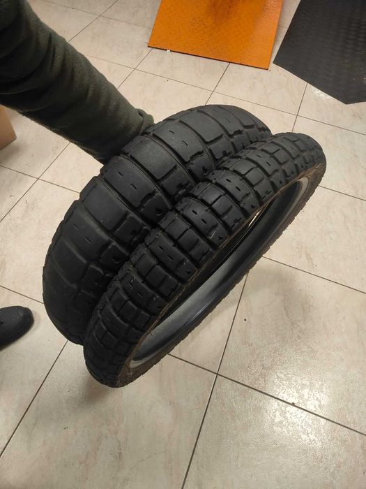 Pneus CST Ambro A4 90/90-21 + 140/70-18 (CF Moto 450MT)