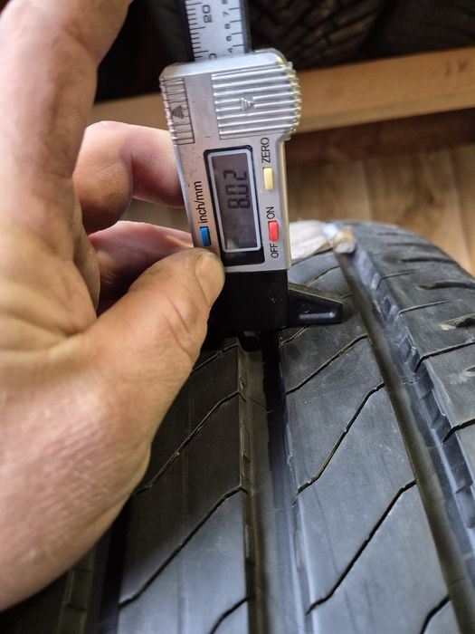215/65/16C Michelin komplet Lato 8mm 2020r