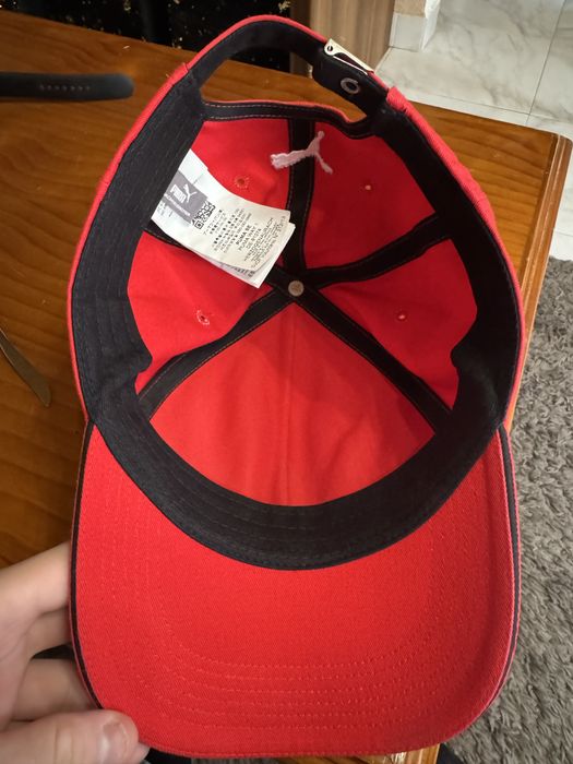Chapéu Ferrari x Puma