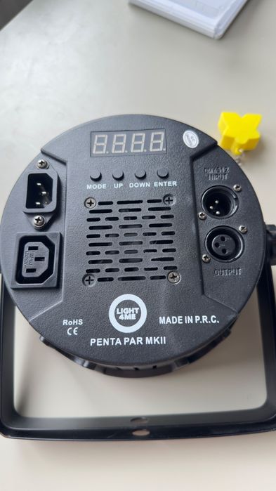 light4me penta par 8x12w mkii rgbwa led slim