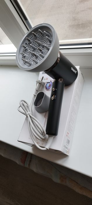 Могутній Іонний Фен CRASTS з дифузором Європейського стандарту