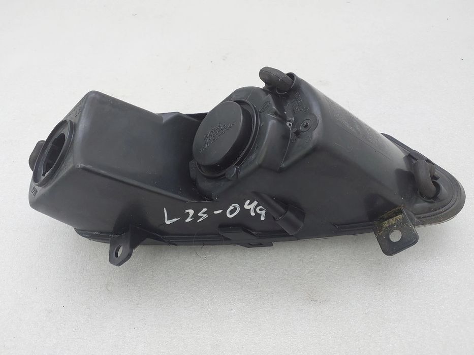 Farol nevoeiro frente esquerdo VOLKSWAGEN Polo (6R, 6C)