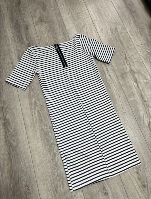 Жіноча сукня в смужку stradivarius