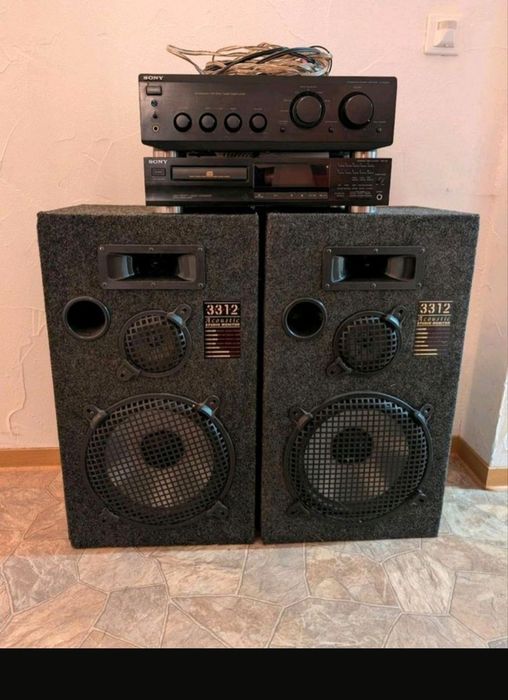 Kolumny Acoustic Studio Monitor  + Wzmacniacz i CD SONY