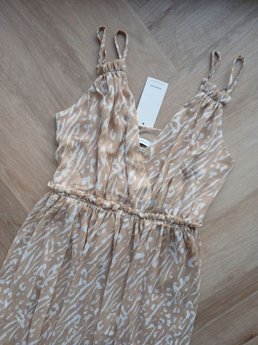 Beżowa sukienka maxi letnia na ramiączkach Reserved / rozmiar M