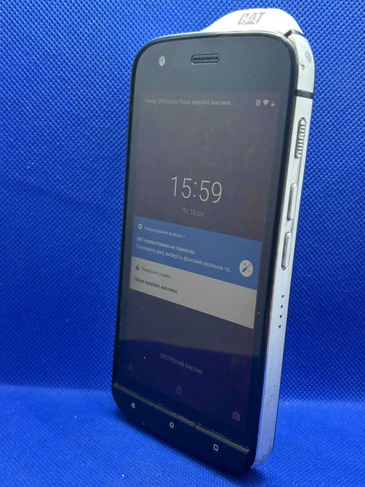 Захищений телефон CAT S61 4/64GB