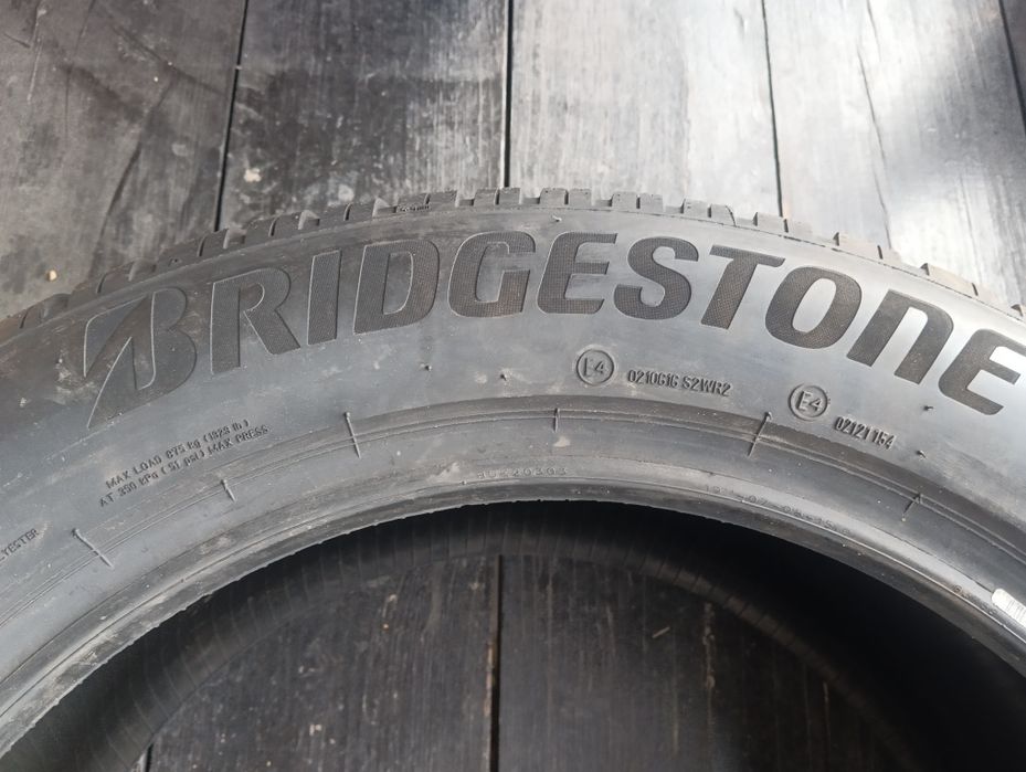 255/50 R19 103T  Bridgestone Blizzak LM005