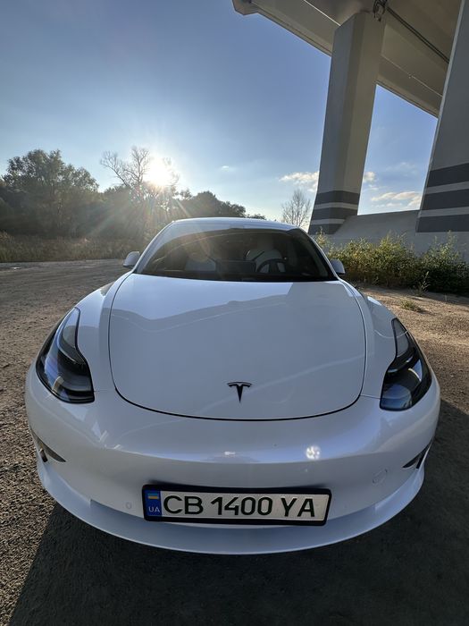Tesla 3 Perfomance