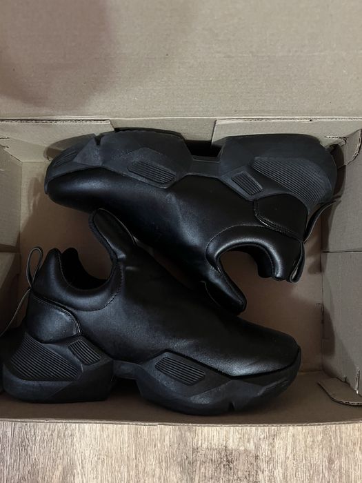 Продам кроссовки унисекс