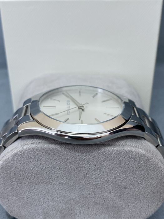 Mega cienki Michael Kors slim runway silver steel