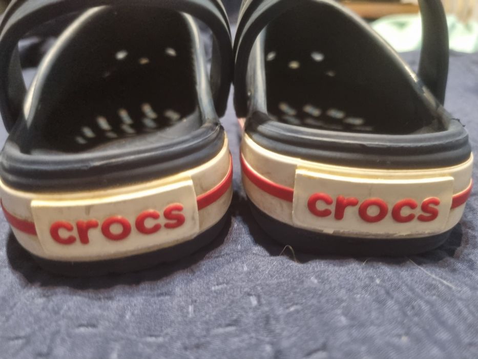 Cross  J 1  32-33
