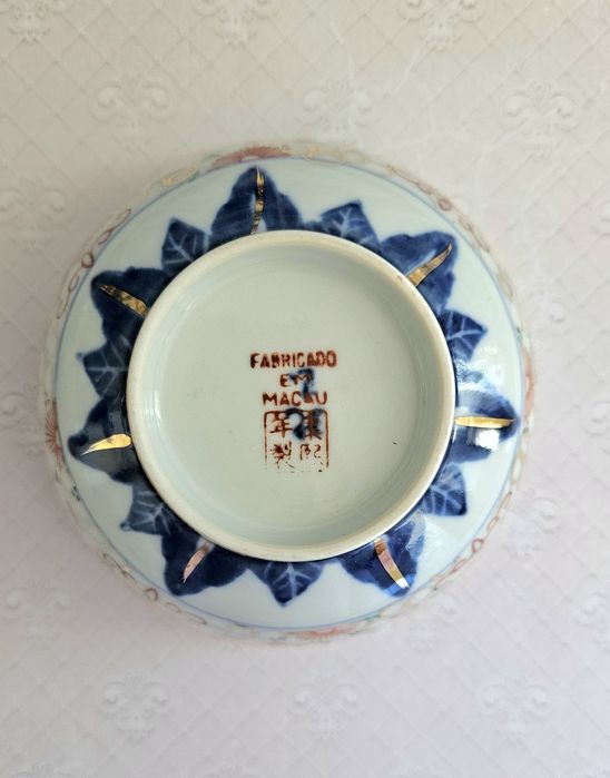 Taça de porcelana chinesa