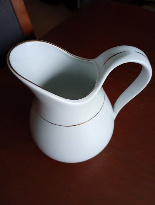 Dzbanek Chodzież porcelana