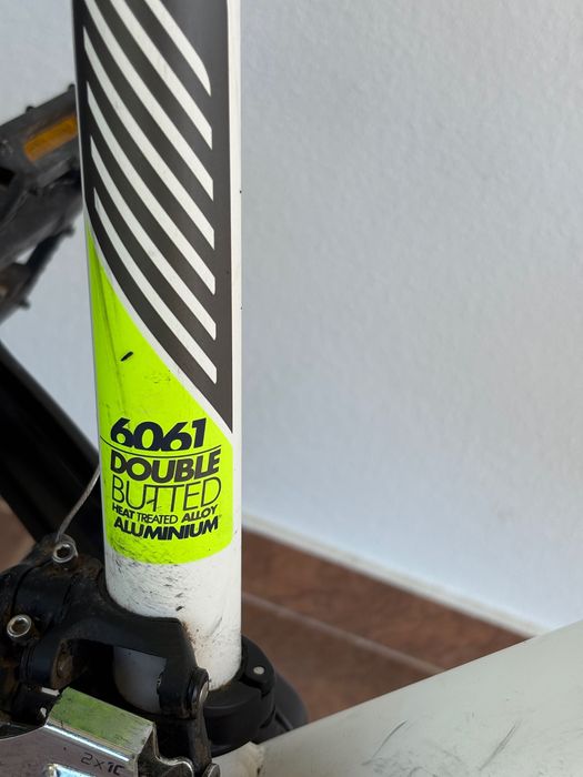 Btwin Rockrider 560 - usada em bom estado
