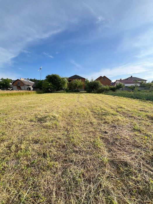 Продається 2-поверховий будинок с. Коросне, біля Перемишлян