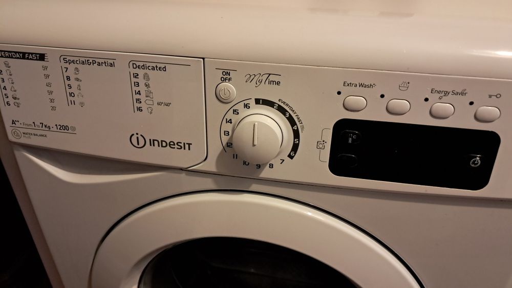 Máquina Lavar Roupa Indesit
