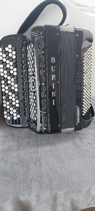 Sprzedam akordeon guzikowy Burini