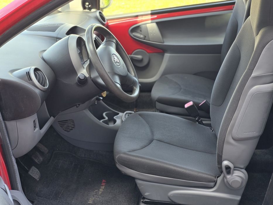 Toyota Aygo 1.0 szyberdach alufelgi niski przebieg