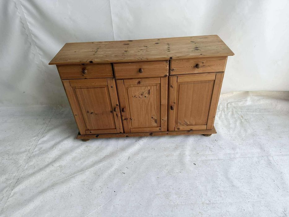 Komoda z litego drewna